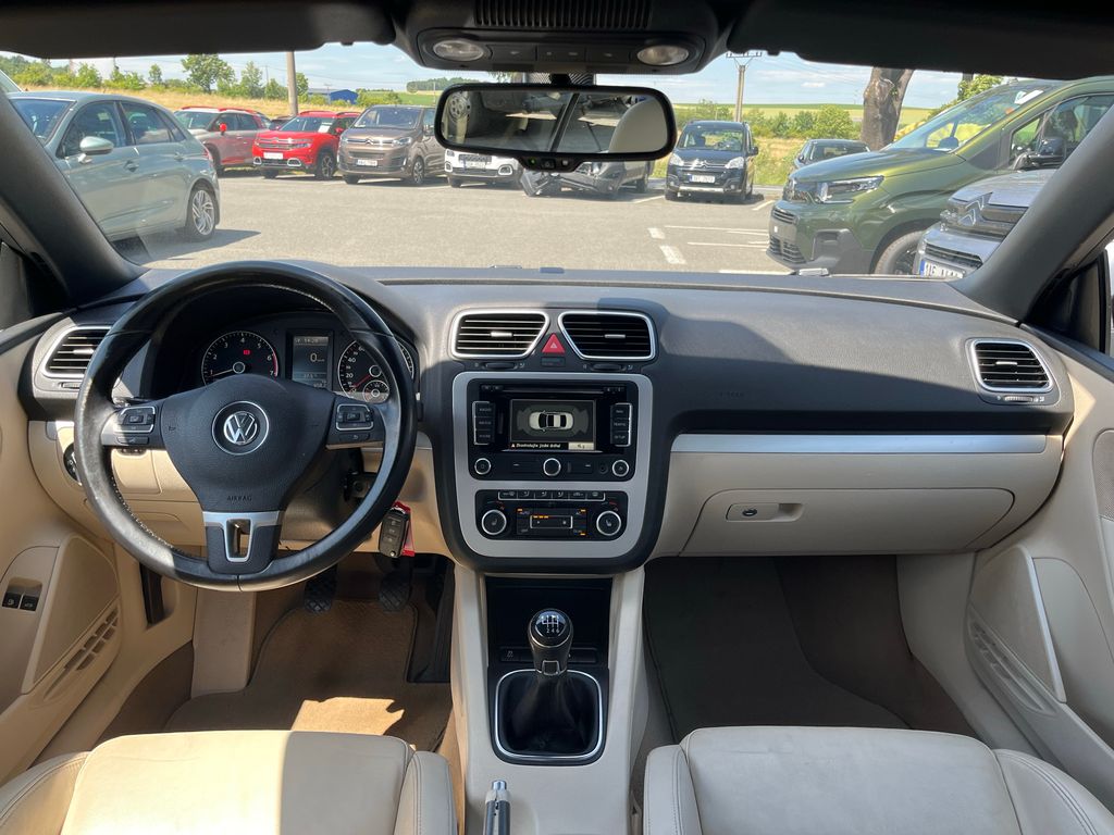 Volkswagen EOS