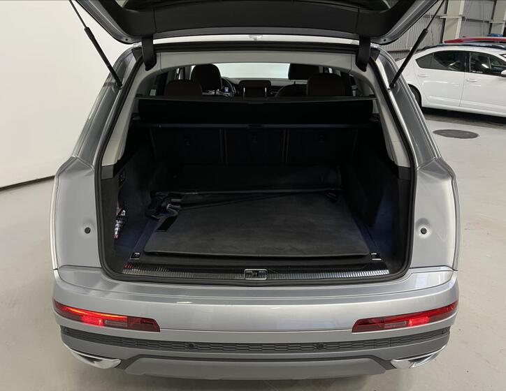 Audi Q7 31