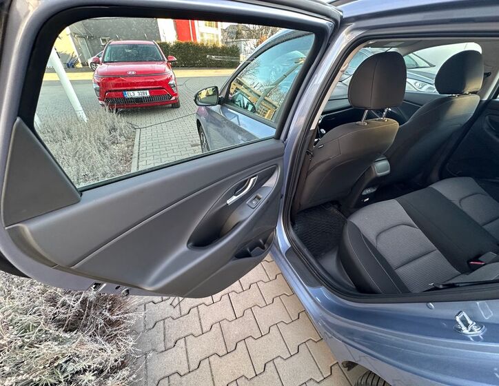 Hyundai i30 13