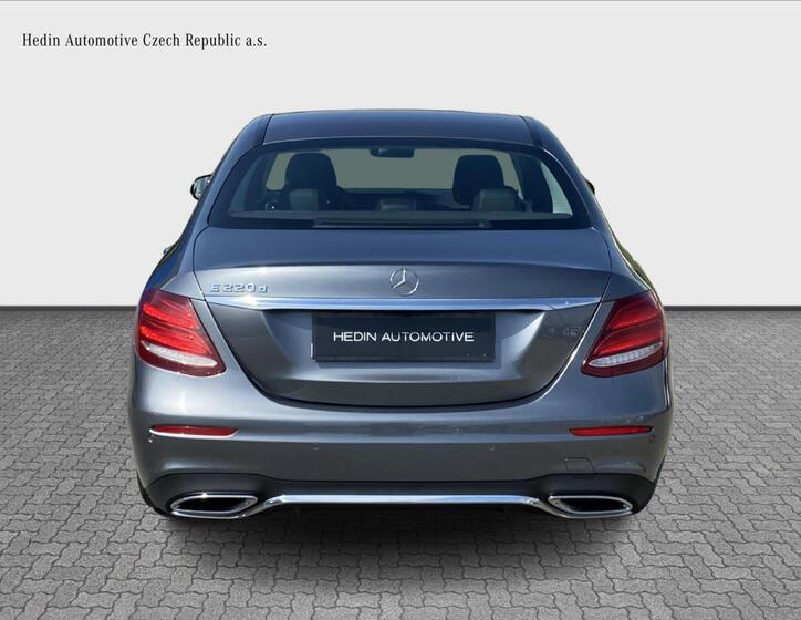 Mercedes-Benz Třídy E 4