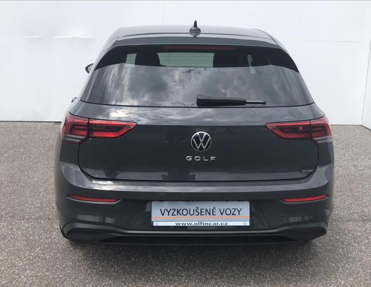 Volkswagen Golf 8