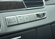 Audi A8 28