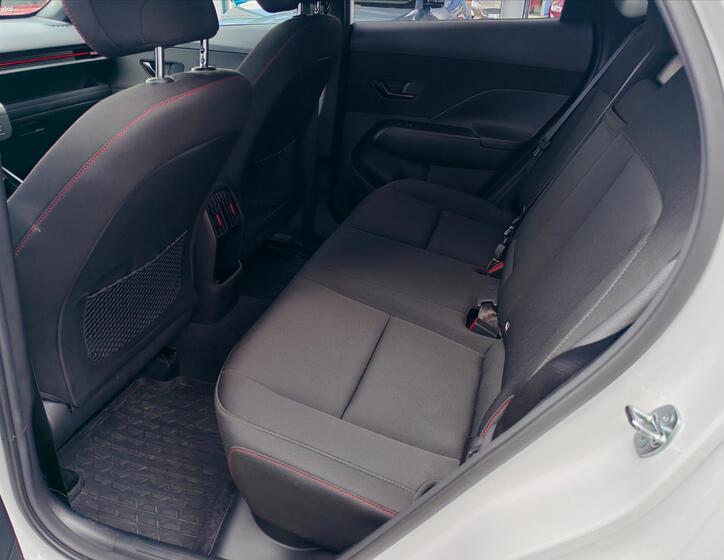 Hyundai Kona 8