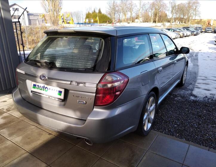 Subaru Legacy 12