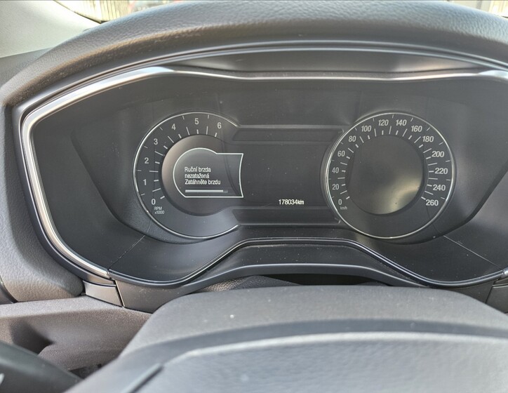 Ford Mondeo 10
