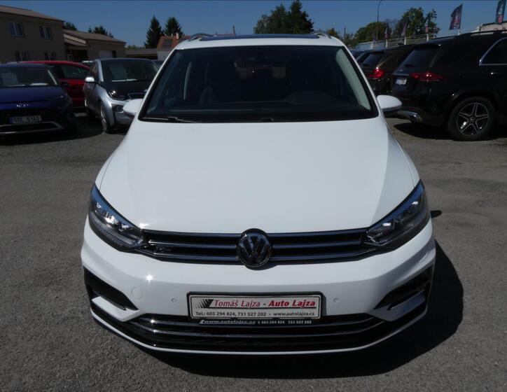 Volkswagen Touran 2