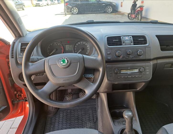 Škoda Fabia 19