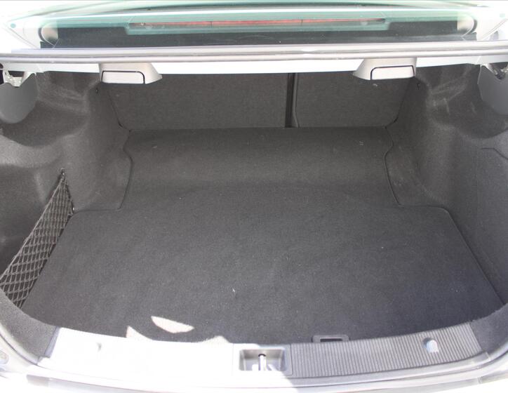 Mercedes-Benz Třídy C 12