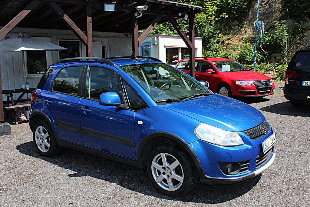 Suzuki SX4