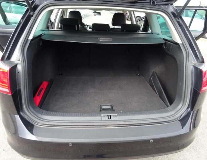 Volkswagen Golf 11