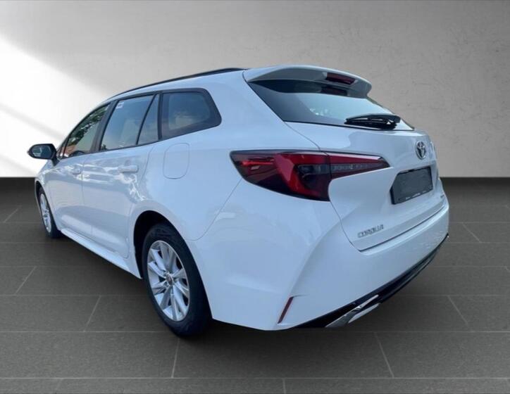 Toyota Corolla 5