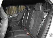 Volvo XC40 9