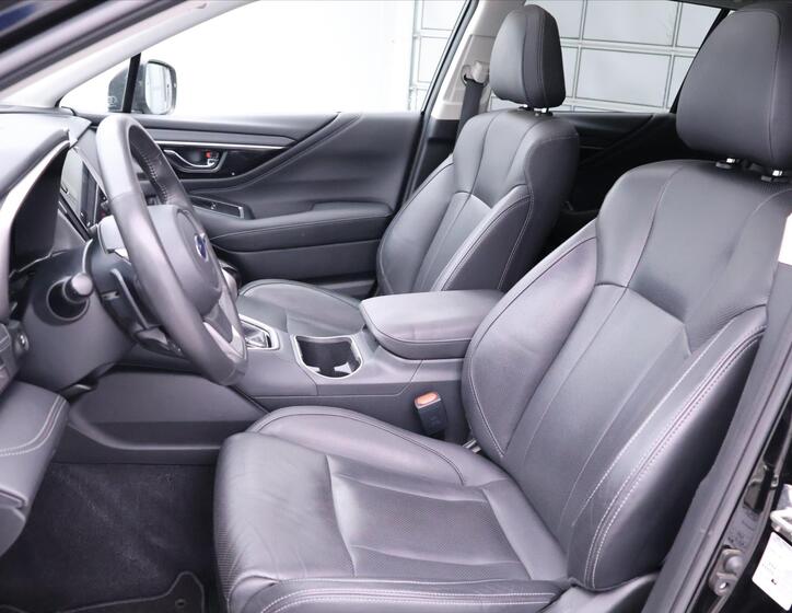 Subaru Outback 11