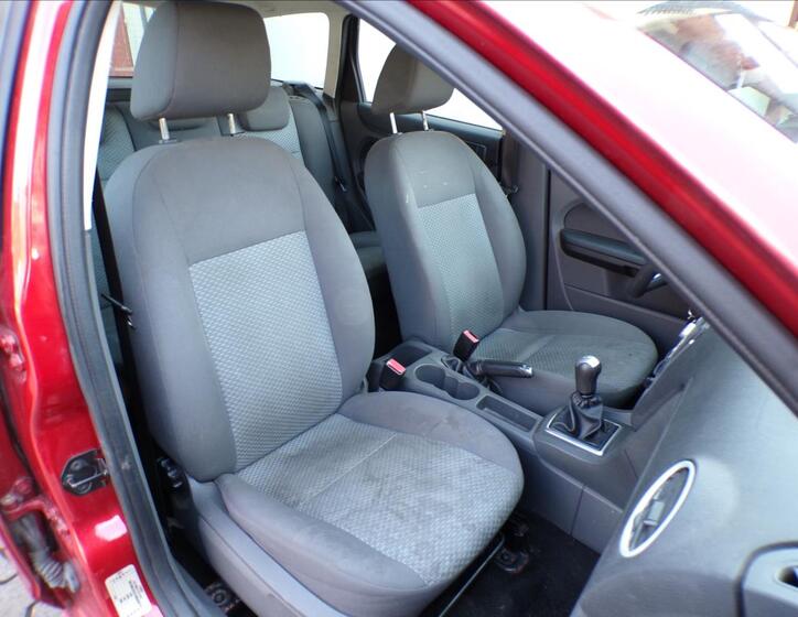 Ford Focus 16