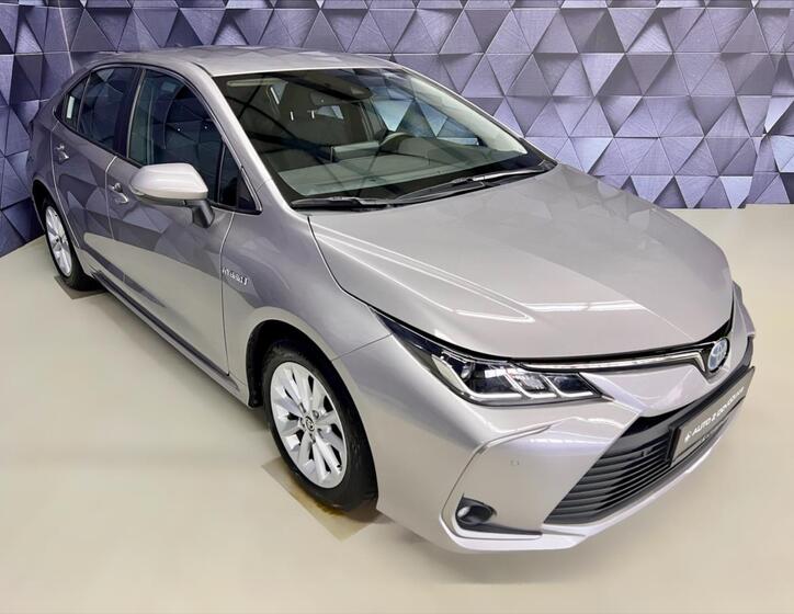 Toyota Corolla 4