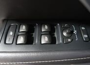 Volvo V70 24