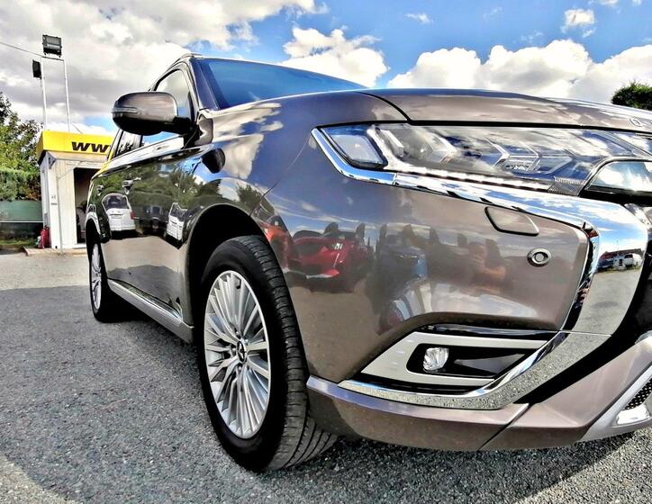 Mitsubishi Outlander 29