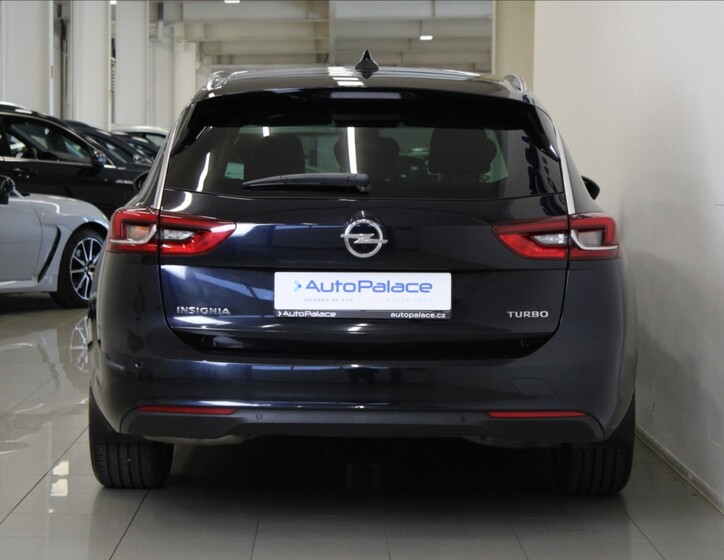 Opel Insignia 4