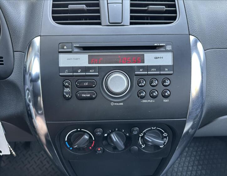 Suzuki SX4 16
