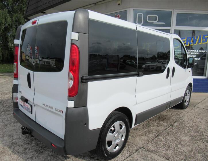 Opel Vivaro 4