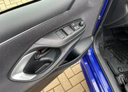 Toyota Yaris 12