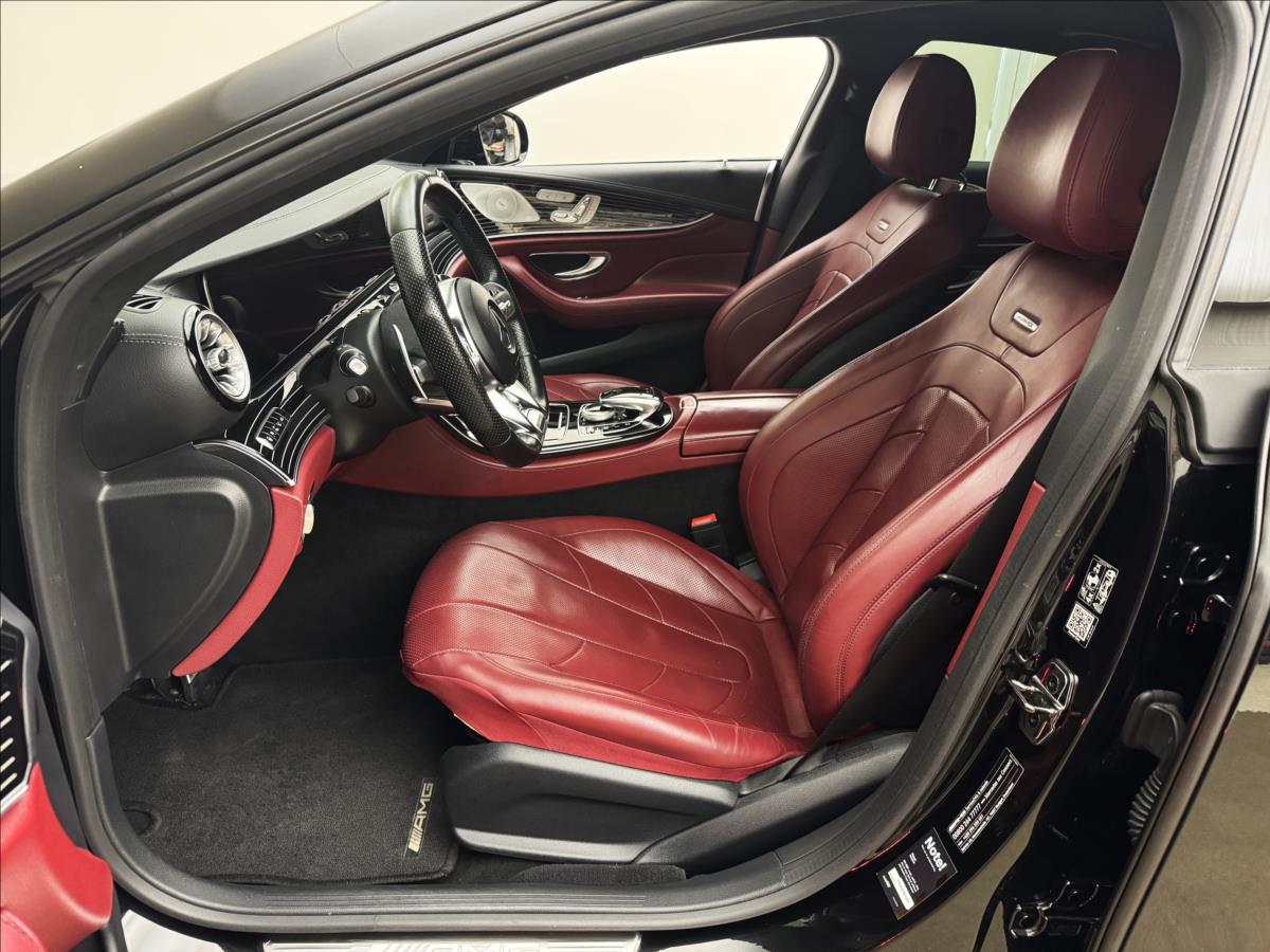 Mercedes-Benz CLS