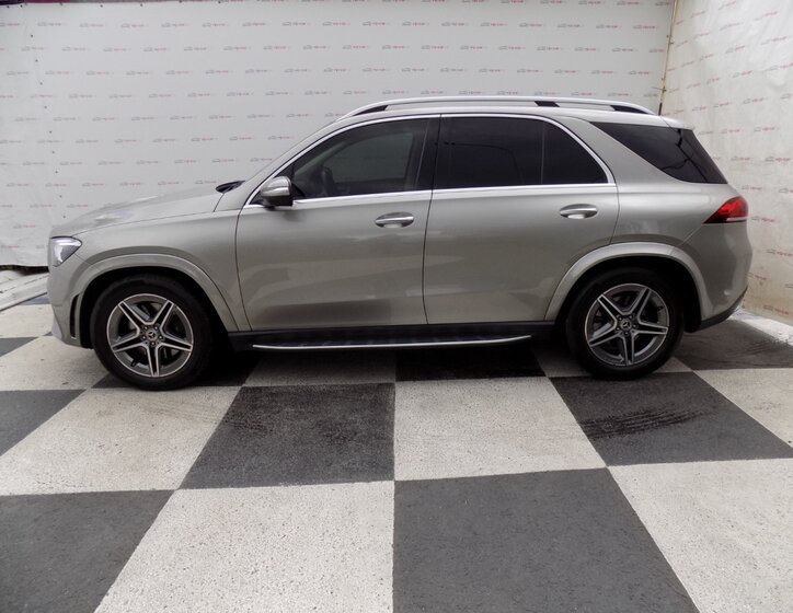 Mercedes-Benz GLE 2
