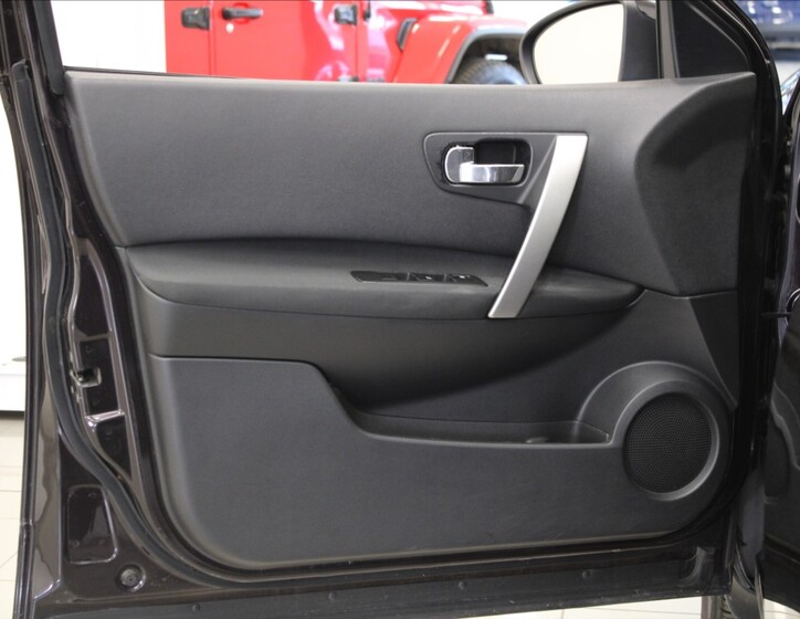 Nissan Qashqai 16
