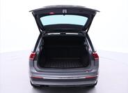 Volkswagen Tiguan 9