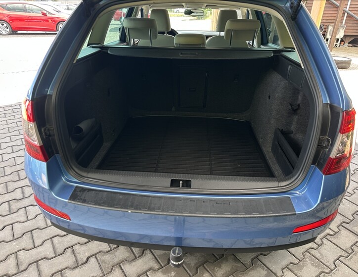 Škoda Octavia 12