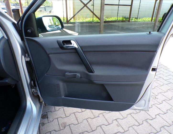 Volkswagen Polo 21