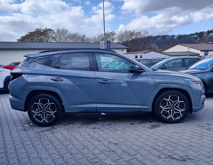 Hyundai Tucson 4