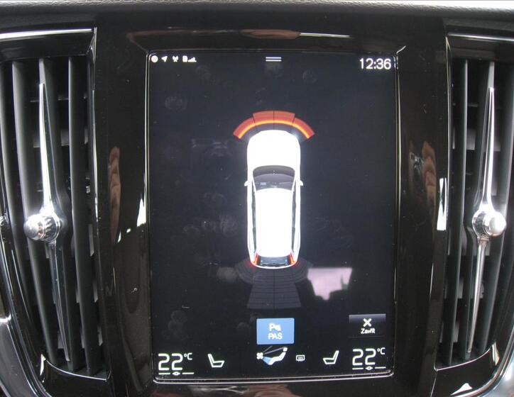 Volvo V90 35