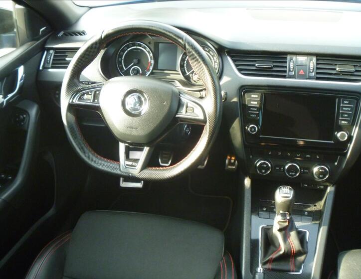 Škoda Octavia 19
