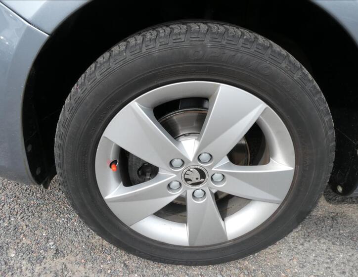 Škoda Roomster 11
