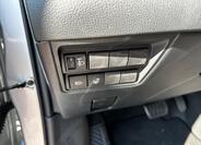 Toyota Yaris 12