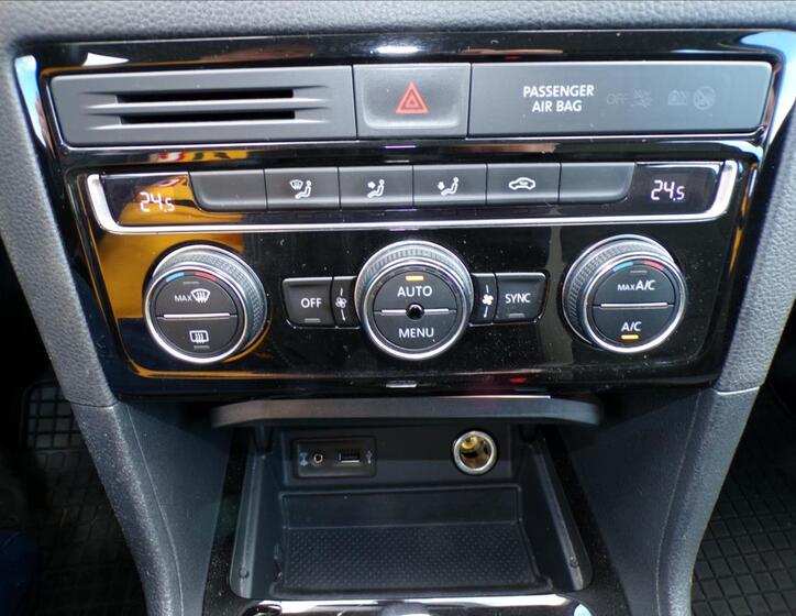 Volkswagen Golf Sportsvan 11