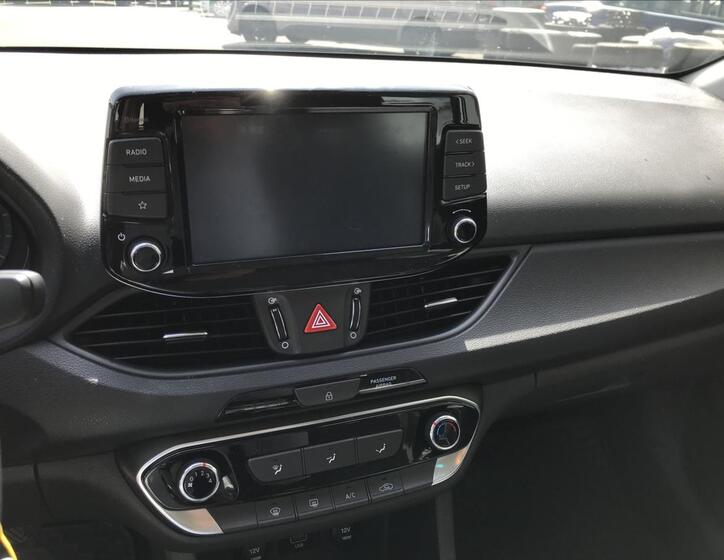 Hyundai i30 12