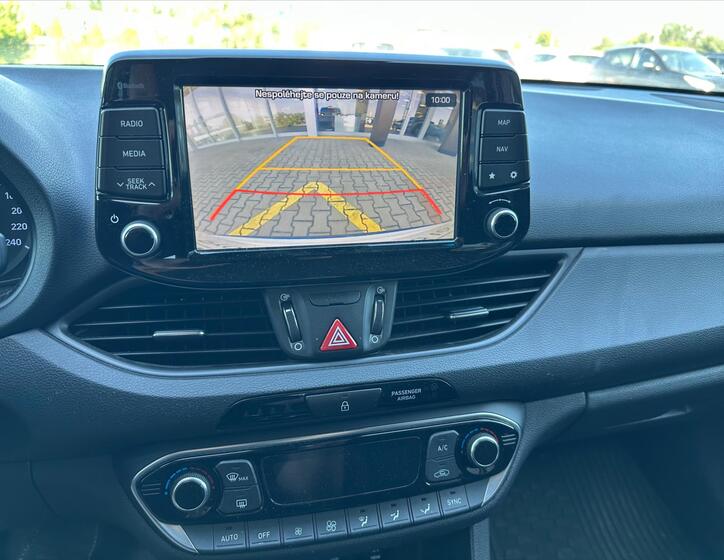 Hyundai i30 10