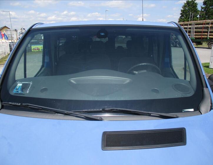 Opel Vivaro 26