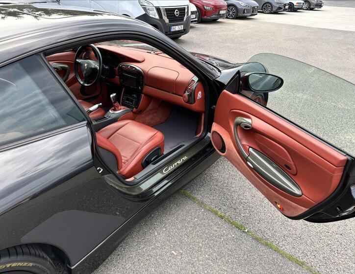 Porsche 911 16