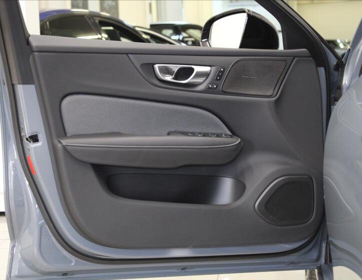 Volvo S60 17