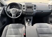 Volkswagen Tiguan 9