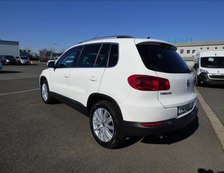 Volkswagen Tiguan 5