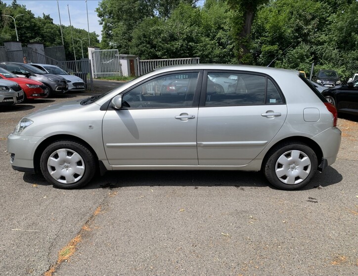 Toyota Corolla 5