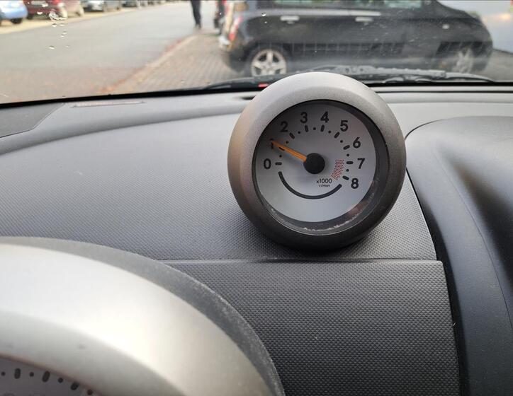Daihatsu Sirion 27