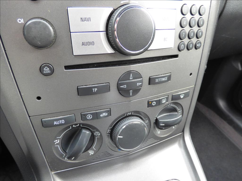 Opel Antara