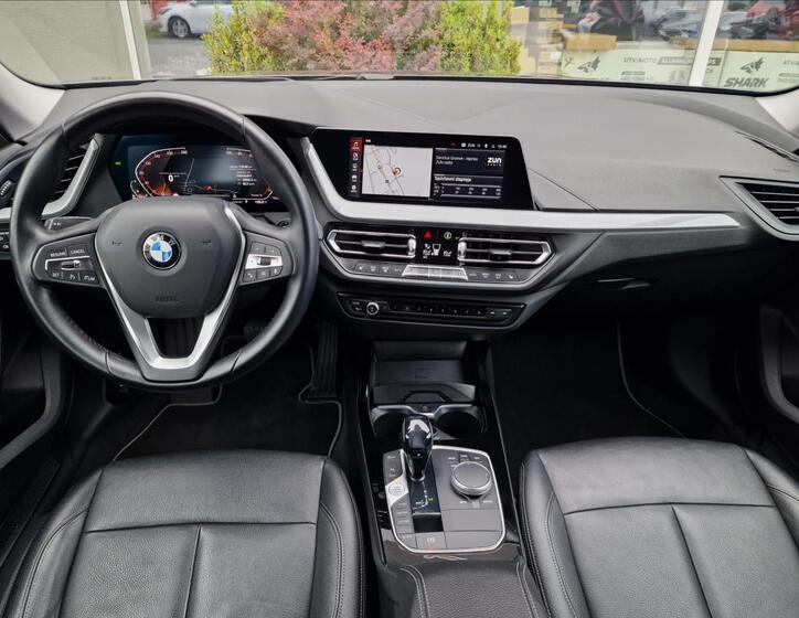 BMW Řada 2 24