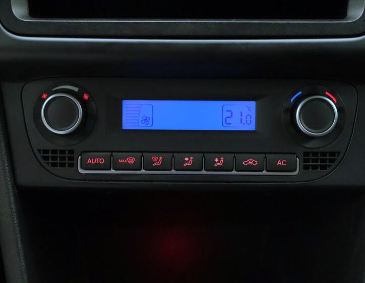 Volkswagen Polo 22