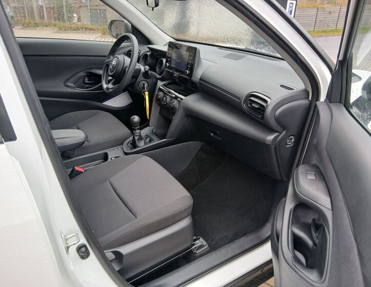 Toyota Yaris Cross 15